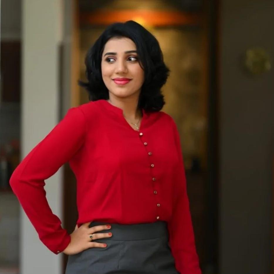 BARSANA BRIDAL STUDIO AND MAKEOVER KOVOOR