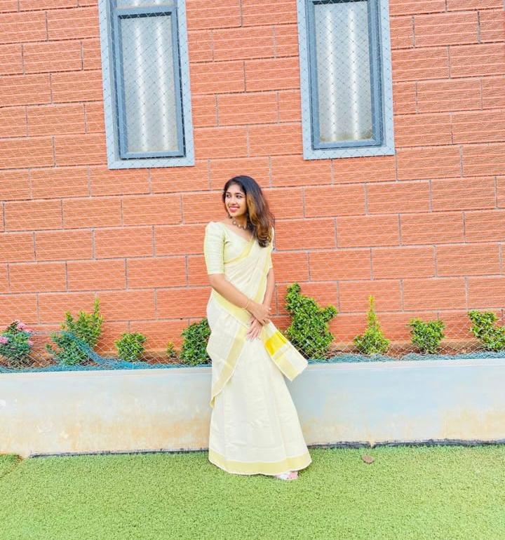 BARSANA BRIDAL STUDIO AND MAKEOVER KOVOOR